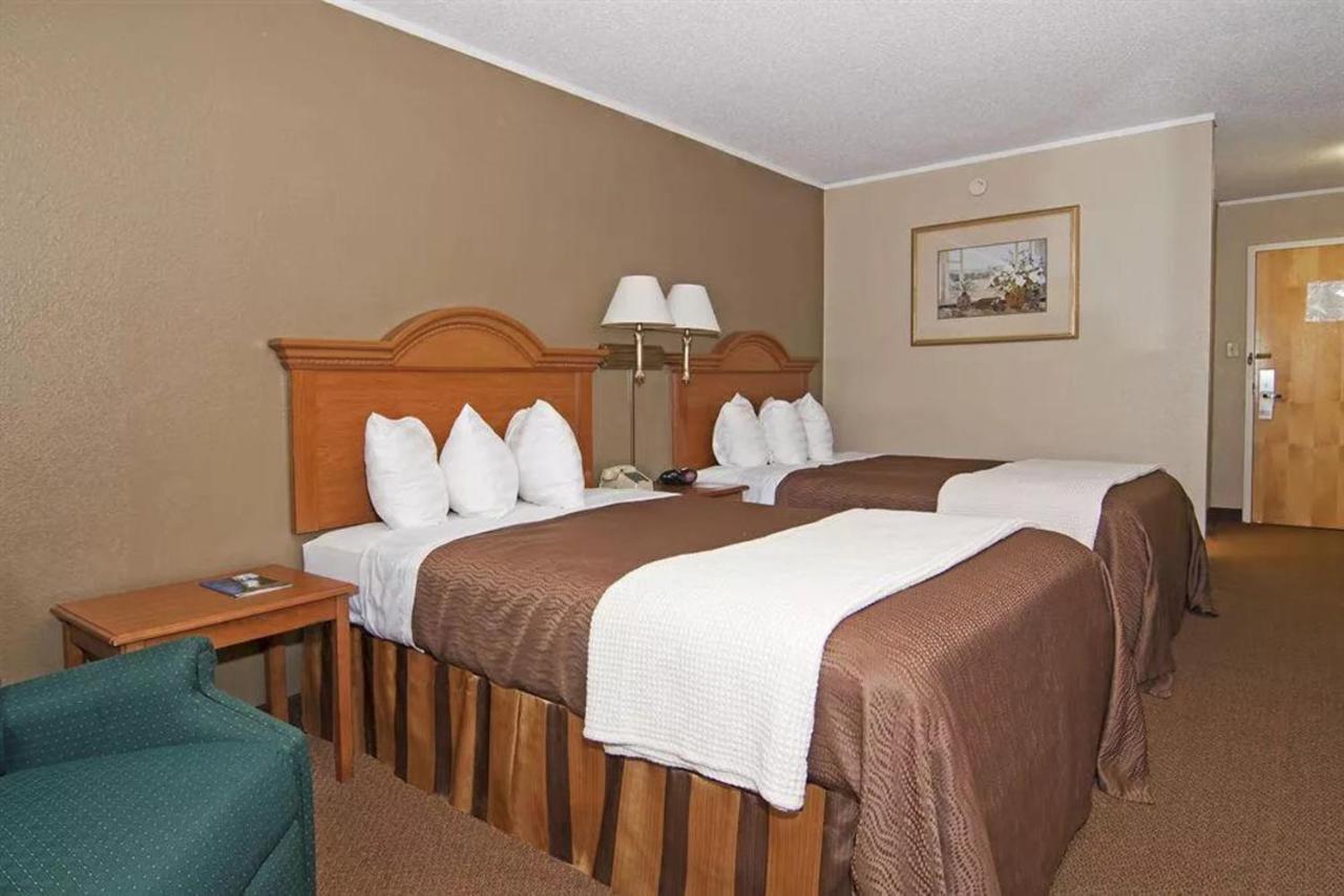 Norwood Inn & Suites Mankato North Mankato Δωμάτιο φωτογραφία